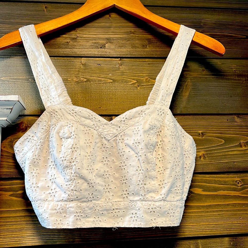 Aerie Eyelet crop S